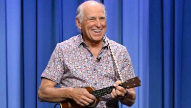 Photo of Jimmy Buffett hospitalized, says medical issues need ‘immediate attention’