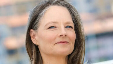 Photo of Jodie Foster can’t stop crying.
