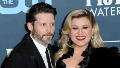 Photo of Kelly Clarkson has admitted that her divorce from Brandon Blackstock “ripped her apart.”