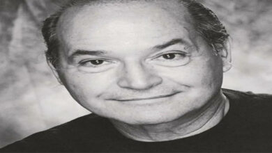 Photo of Gerald Castillo, ‘Saved by the Bell’ and ‘General Hospital’ actor, dead at 90