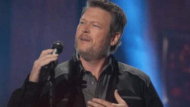 Photo of Blake Shelton’s Reaction to The Tragic Death of His Brother