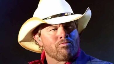 Photo of Toby Keith Talks About How He’s Battling With Stomach Cancer