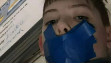 Photo of After taping an 11-year-old’s lips shut, a teacher in North Carolina resigned because “he was humiliated.”