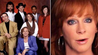 Photo of Reba McEntire remembers the day she lost her band in a horrific plane crash 32 years ago