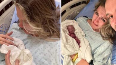 Photo of Mom gives birth to dead daughter – as she holds baby girl in her arms, husband whispers words she’ll never forget