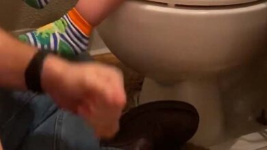 Photo of If You Need To Smile Today, Watch This Little Boy Learning How To Use The Potty