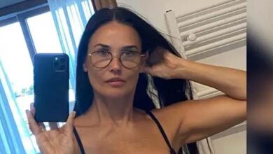 Photo of Demi Moore shares leggy image from fashion week, sparking online frenzy
