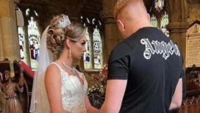 Photo of Man Shows Up To His Wedding in Jeans And A T-Shirt, And People Were Furious