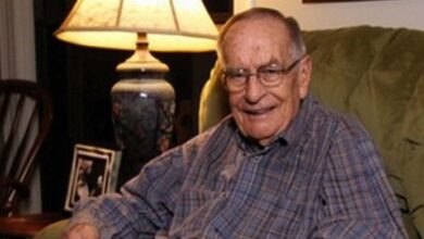 Photo of My Late Grandpa Gave $350K to the Neighbor He Hated — His Reason Left Our Whole Family Shocked