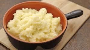 Photo of The Reason Behind Not Boiling Mashed Potatoes in Water