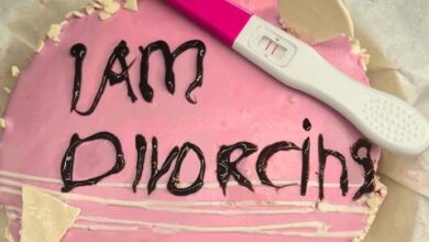 Photo of My Husband Sent Me a Cake to Announce Our Divorce — When He Discovered the Truth, He Came Crawling Back