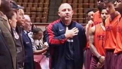 Photo of (VIDEO)Coach Was Furious When His Players Disrespected National Anthem, So He Does THIS To Teach Them A Lesson!