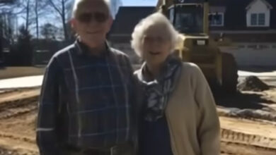Photo of My Grandparents’ Neighbor Stole Part of Their