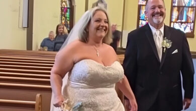 Photo of My Future MIL Showed Up to My Wedding in a Dress